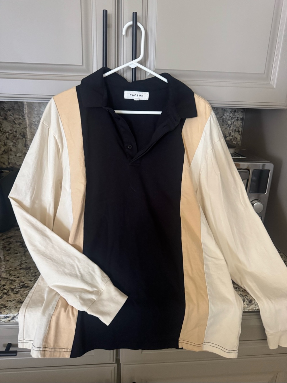 PacSun Men’s Black, Beige & Cream Colorblock Long-Sleeve Polo